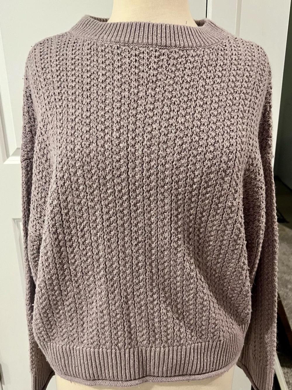 Universal Thread Lavender Knit Crewneck Sweater - Mauve Tone
